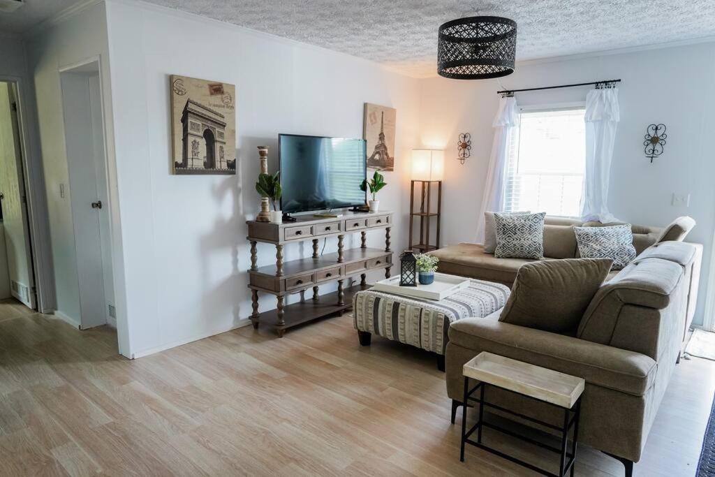 Beautiful Stylish 3 Bedroom Home In Γκρίνβιλ Εξωτερικό φωτογραφία